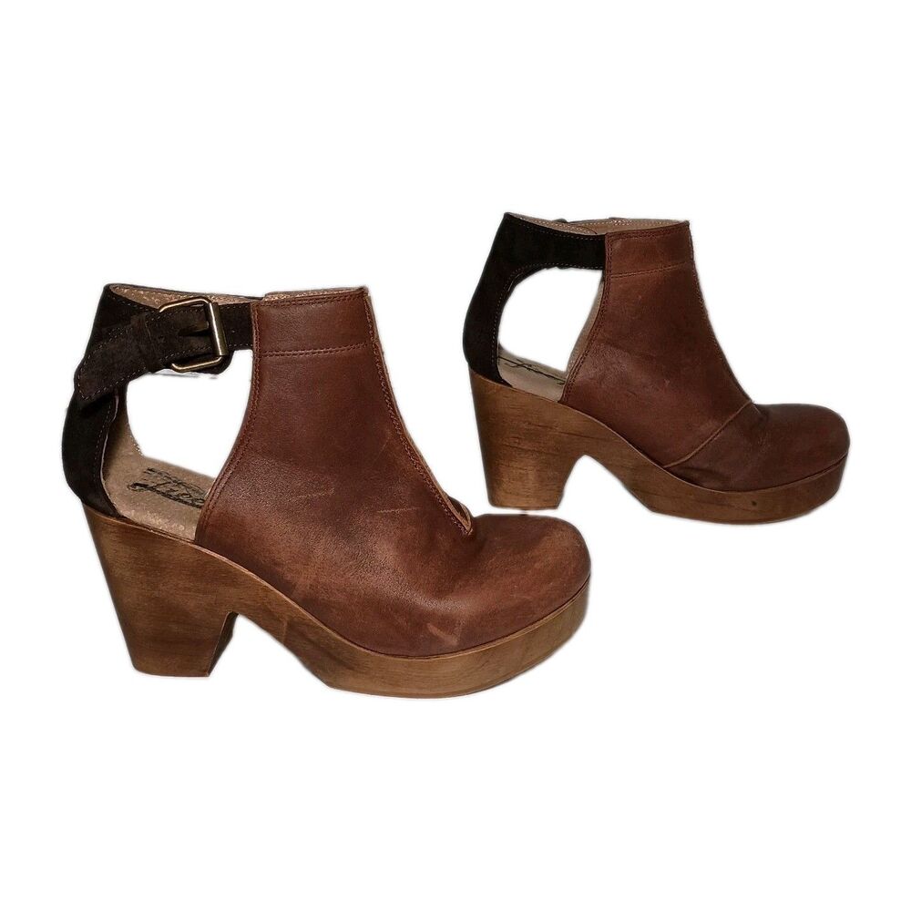Free People Amber Orchard Wooden Clog Brown Heel Leathers 37 / 6.5 Made In Spain